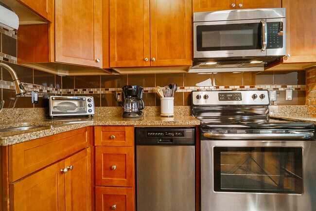 Foto del edificio - 8 Garrison St