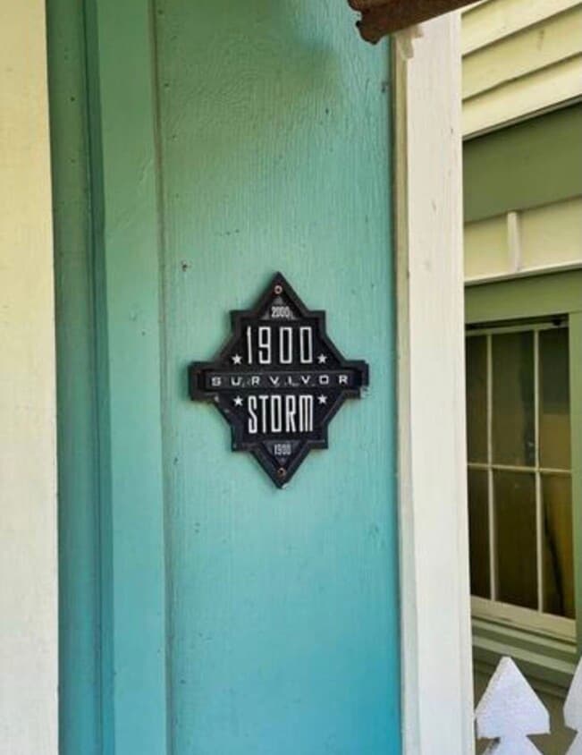 Primary Photo - 2328 Avenue M