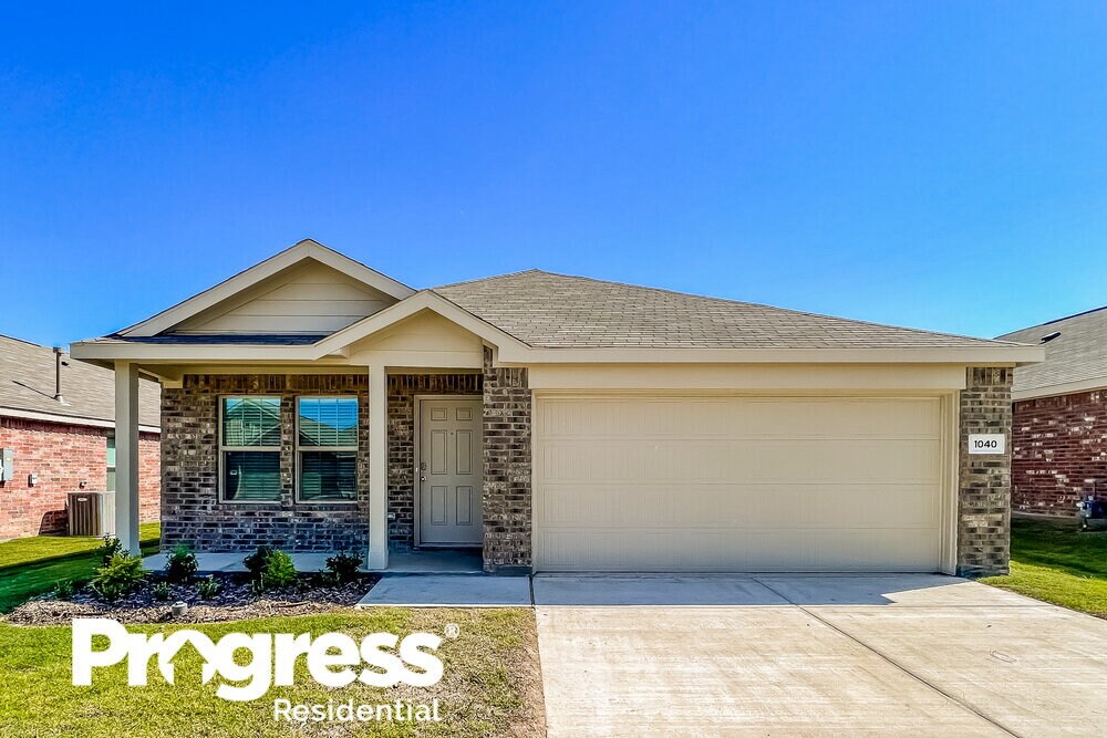 1040 Crestview Dr, Hutchins, TX 75141 House Rental in Hutchins, TX