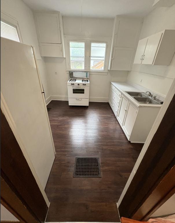 Building Photo - 3903 University Ave