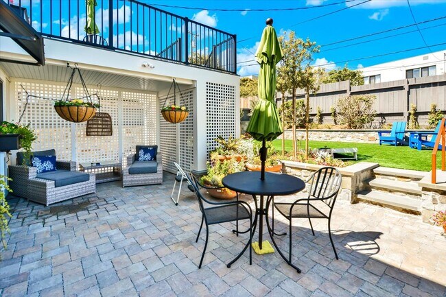 Patio - 90 Pinehaven Dr