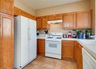Building Photo - 610 Sageberry Dr