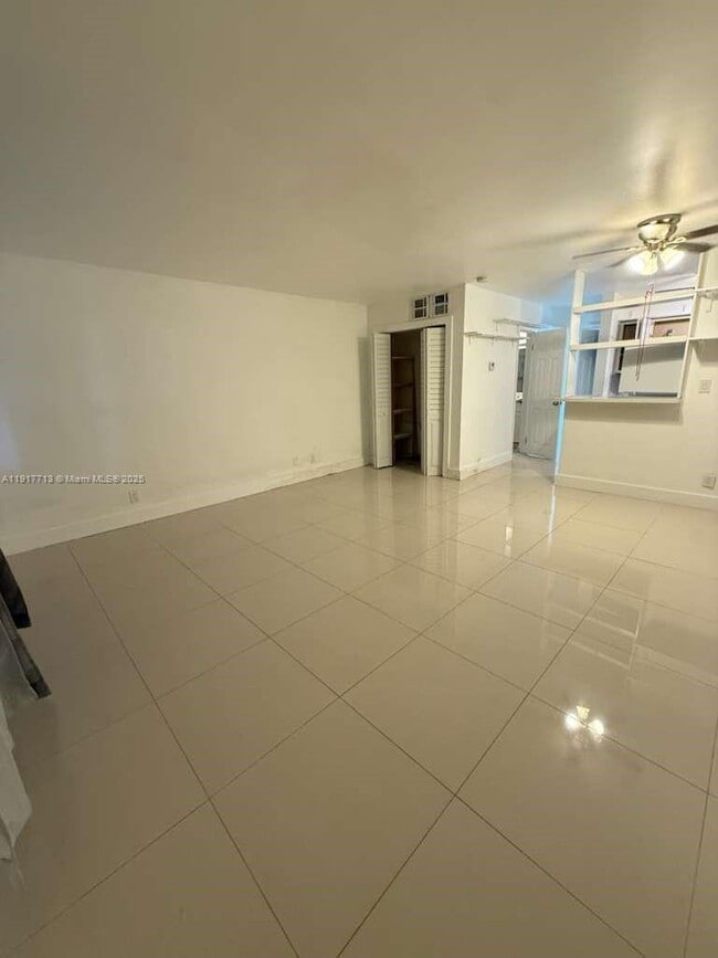 Foto del edificio - 6200 NE 22nd Way