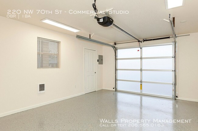 Foto del edificio - Commercial Studio with Bathroom