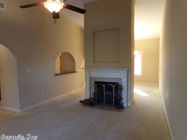 Building Photo - 301 Kings Row Dr