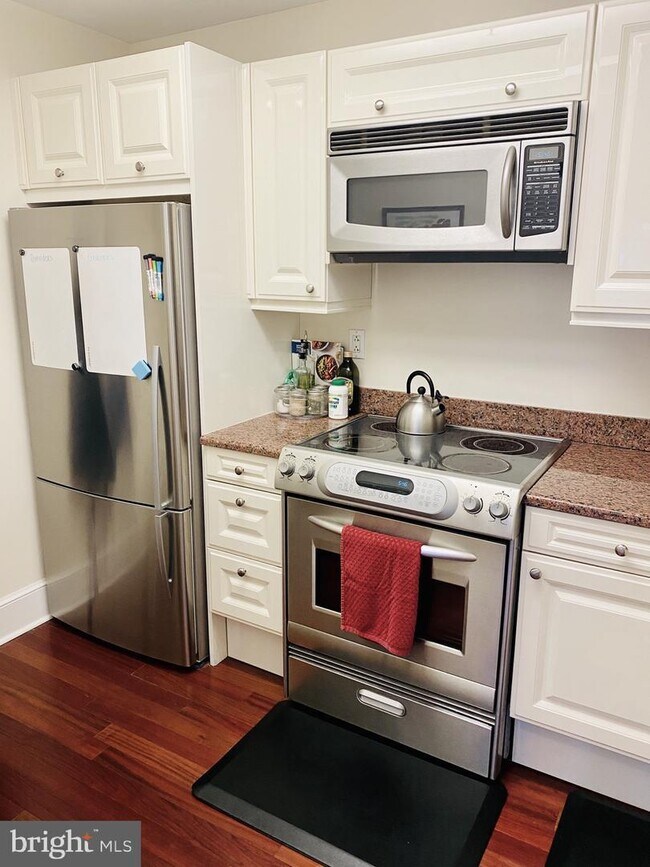 1500 Chestnut St Unit 4B Philadelphia PA 19102 Condo For Rent In 