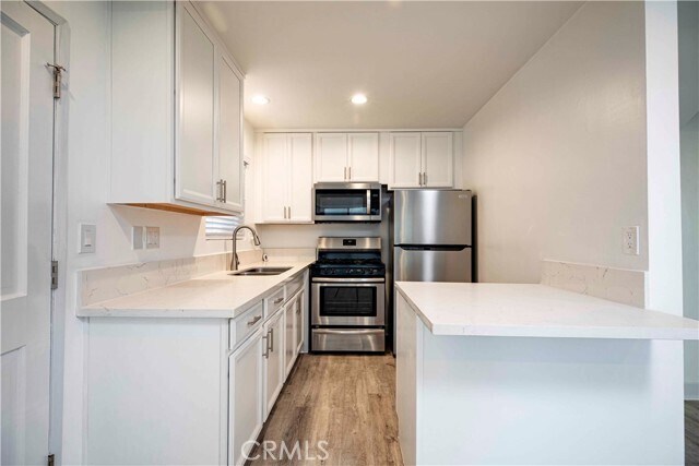 Foto del edificio - 122 El Porto St