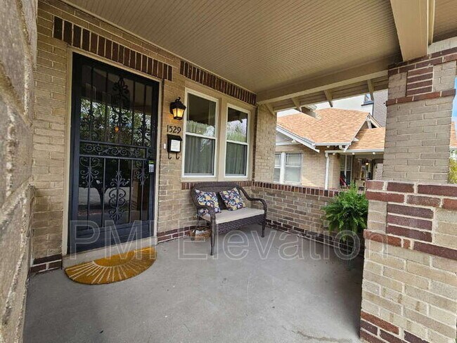 Foto del edificio - 1529 Lowell Blvd