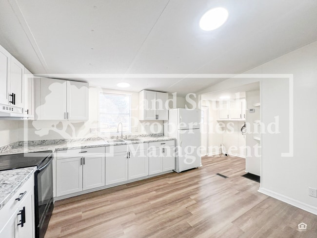 Building Photo - 6623 Glen Meadow Loop