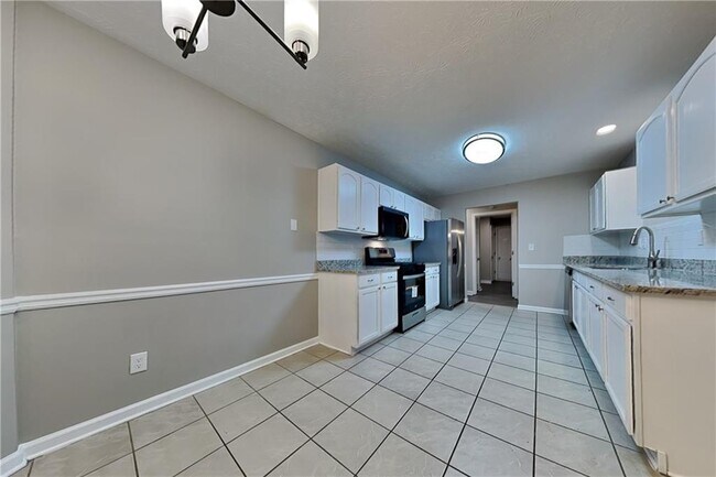 Foto del edificio - 1304 Stephens Pond View