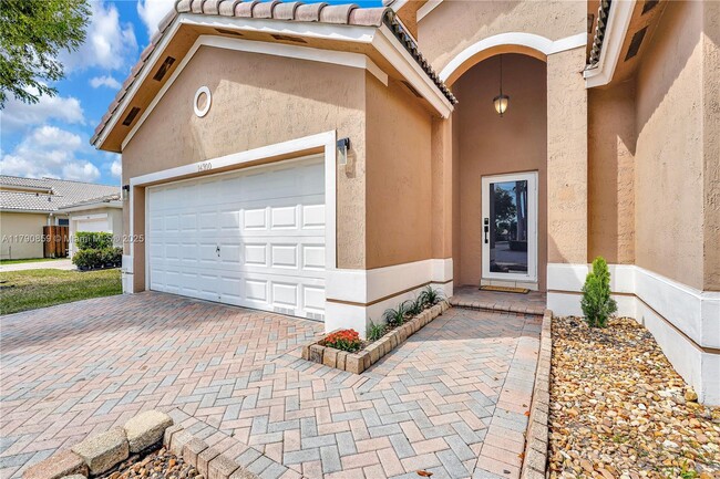 Foto del edificio - 14300 SW 155th Ct