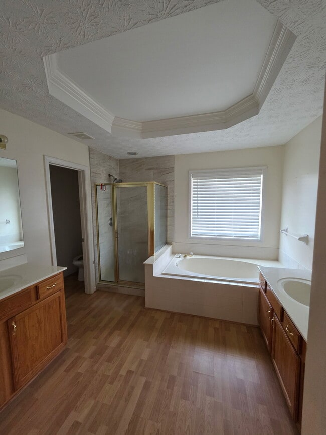 Building Photo - 378 Celia Glen Ct