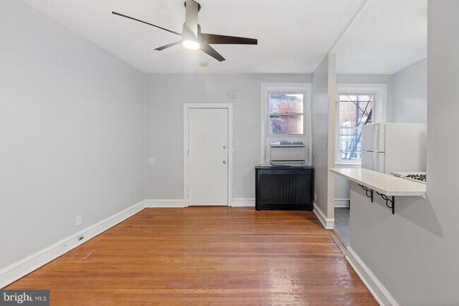 Foto del edificio - 623-25 Pine St