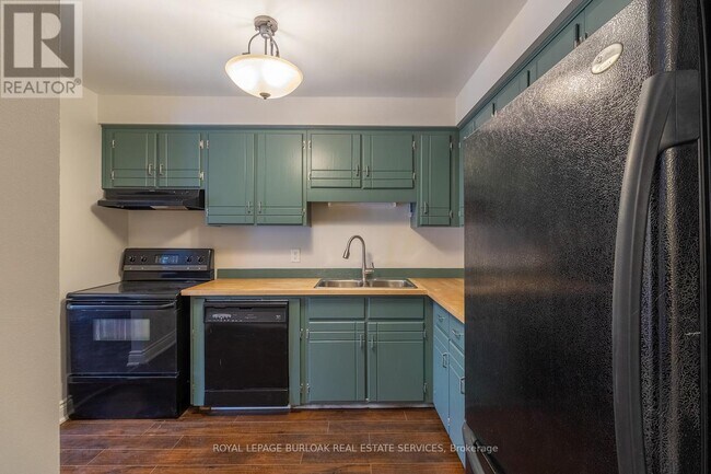 Photo du bâtiment - 58 Romy Crescent