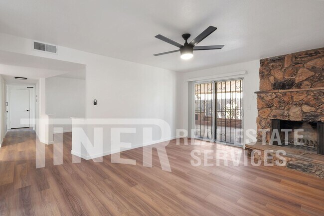 Foto del edificio - 4005 Heather Hill Way