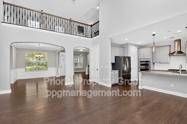 Foto del edificio - 16436 Palisades Cmns Dr