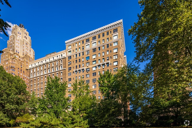 Building Photo - 290 Riverside Dr