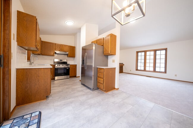 Foto del edificio - 3655 Falcon Way