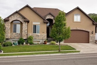 Building Photo - 5101 Emmeline Dr