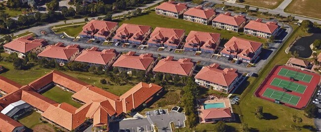 Foto del edificio - 240 West End Dr