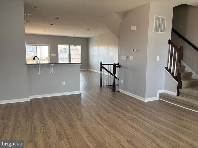 Foto del edificio - 212 Fiesta Drive