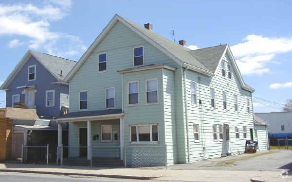 Primary Photo - 1410-1412 Hyde Park Ave