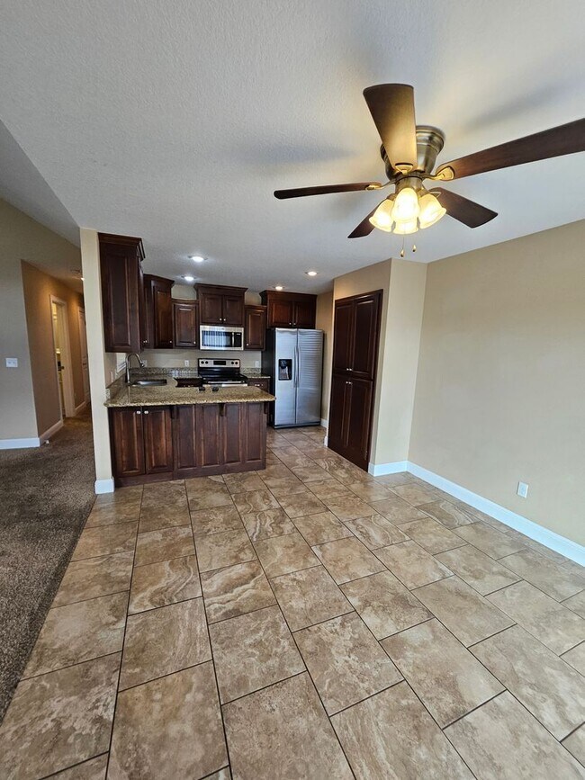 Building Photo - 3 Bedroom 2 Bath 2 Car Garage House.  Walk...