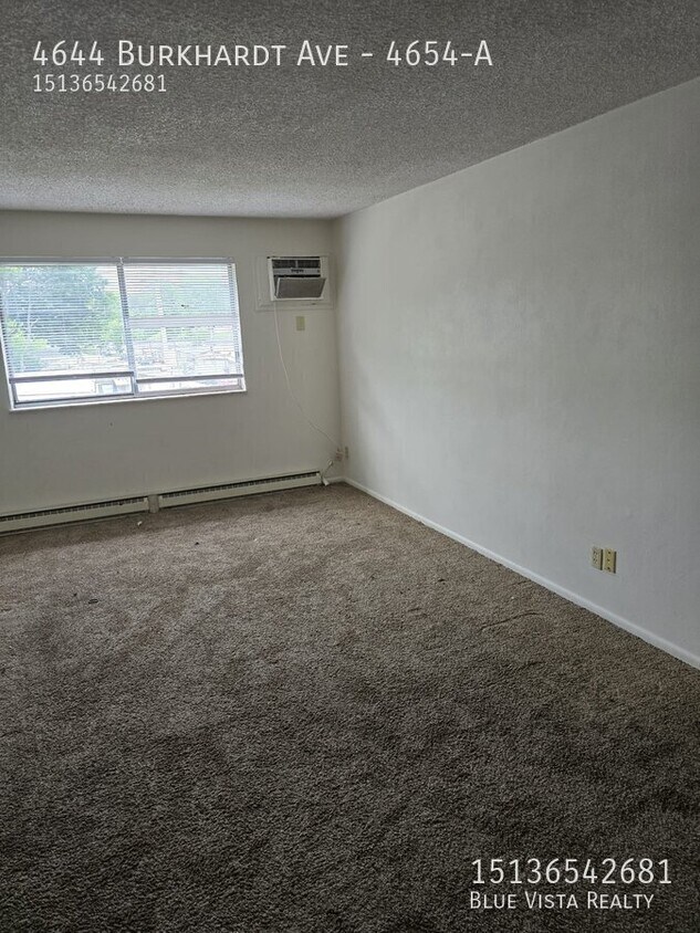 Foto del edificio - 4644 Burkhardt Ave