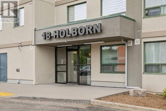 Building Photo - 18 Holborn Ct