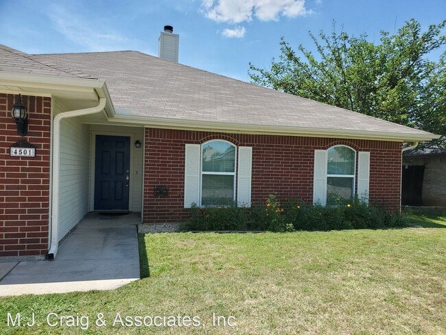 Building Photo - 4 br, 2 bath House - 4501 BLUEDUCK DR