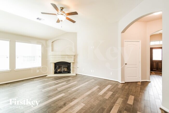 Foto del edificio - 259 Rolling Creek Ln