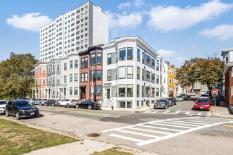 Building Photo - 1430 Columbia Rd