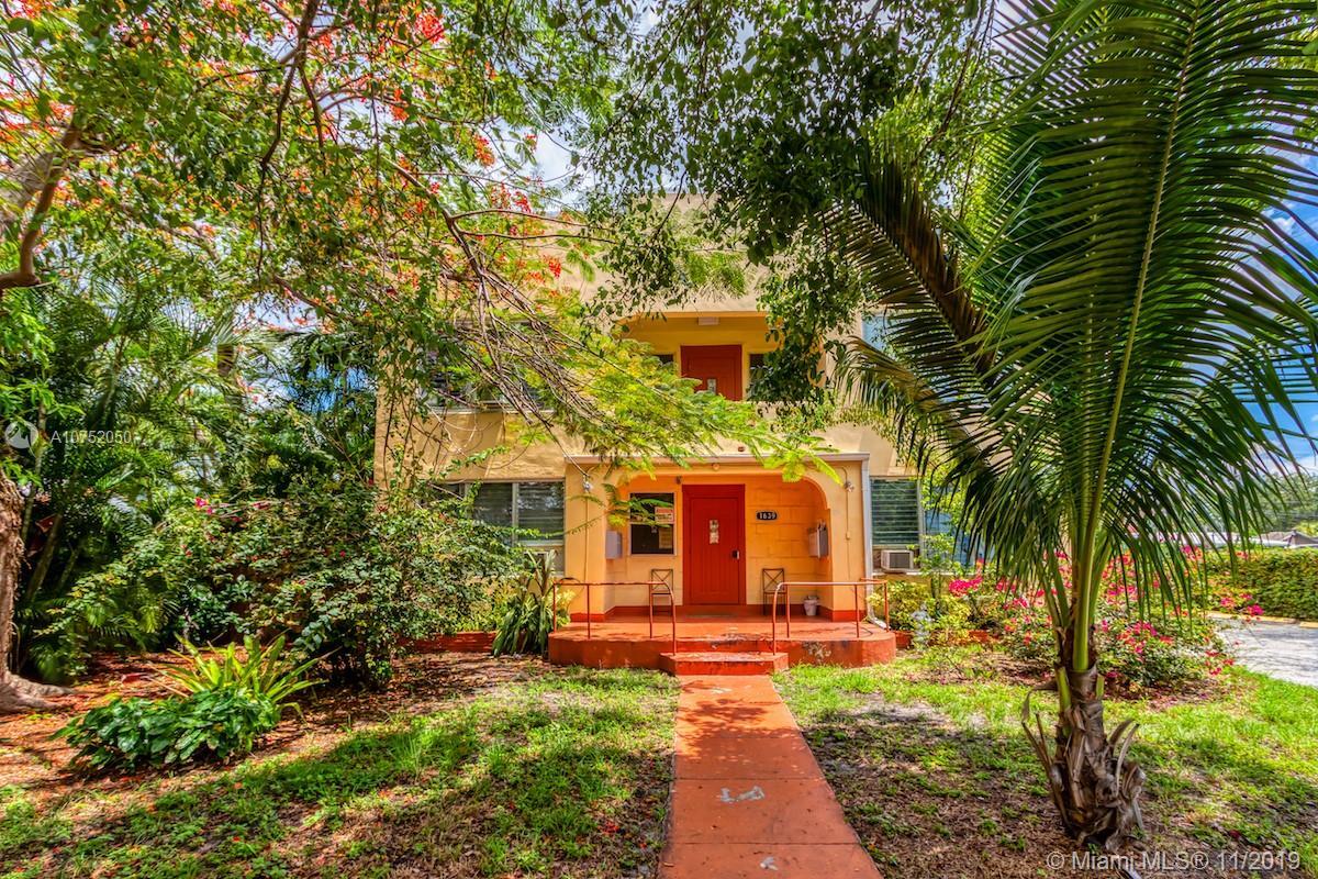 Foto principal - 1639 Madison St