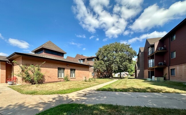 Building Photo - Park41 Apartments