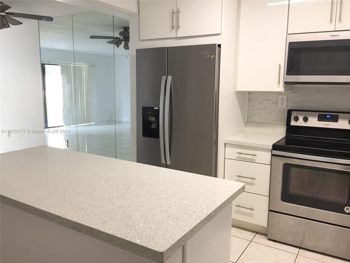 Foto principal - 3321 Raleigh St