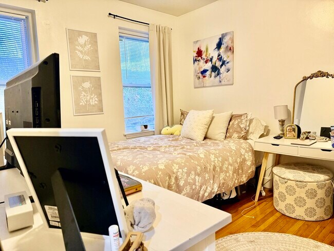 Building Photo - 21 Westbourne Terrace