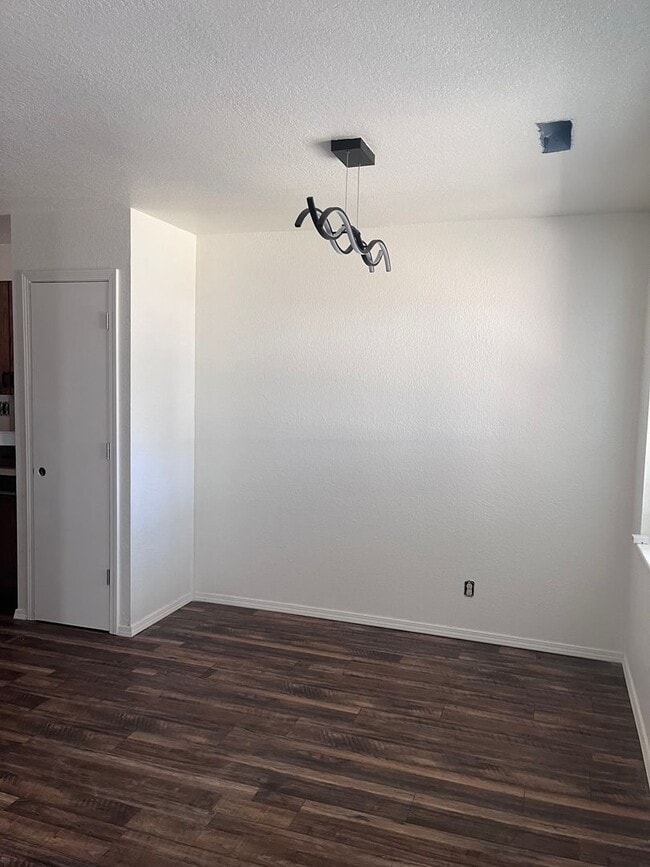 Foto del edificio - Coming soon 3 bedroom 1.5 bath house