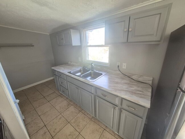 Photo - 1512 Kavanaugh St House