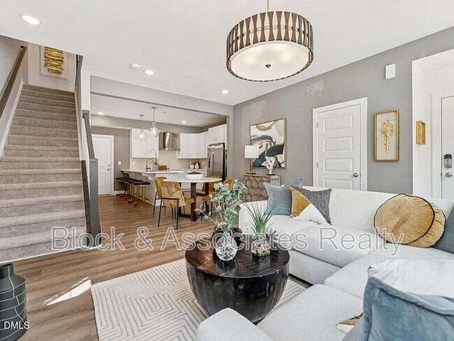 Foto del edificio - 404 Gaston Pk Ln