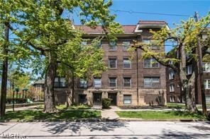 Primary Photo - 2617 Euclid Heights Blvd