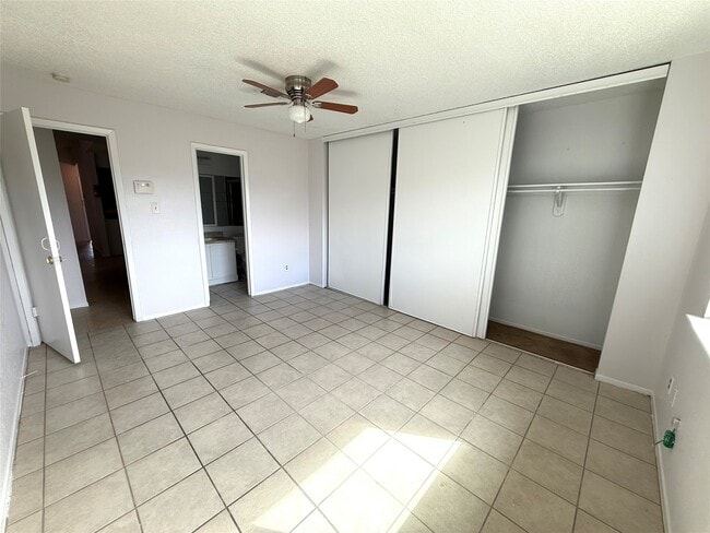 Foto del edificio - 12119 Tambourine Dr