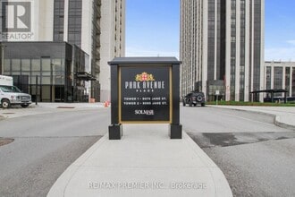 Building Photo - 9085 Jane St