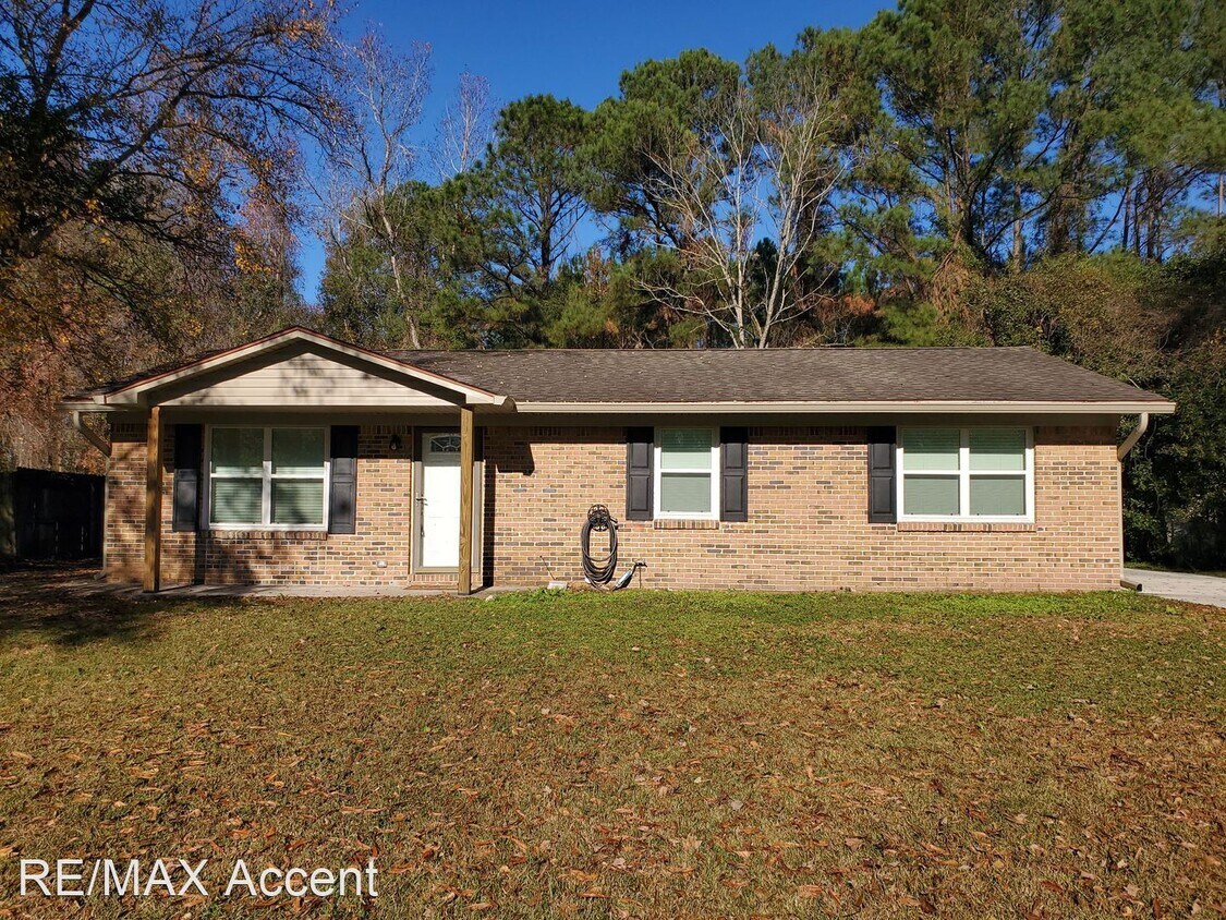 3 br, 2 bath House 414 Piercefield Dr. House Rental in Richmond