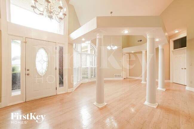 Foto del edificio - 5203 Tudor Ct