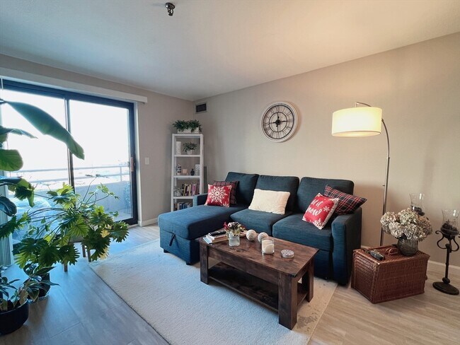 Foto del edificio - 376 Ocean Ave