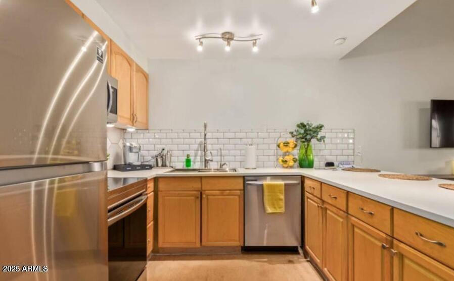 Foto principal - 8055 E Thomas Rd