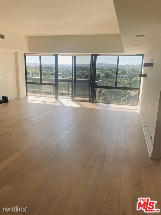Foto del edificio - 10445 Wilshire Blvd
