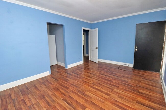 Foto del edificio - Cozy 2-Bedroom Duplex in Southeast Columbia – Brandon Acres!