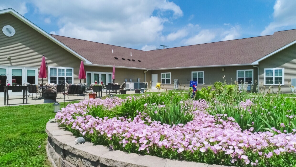 Foto principal - Fox Meadows Supported Senior Living