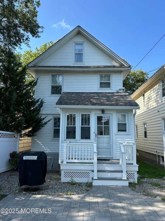 Foto del edificio - 435 Norwood Ave